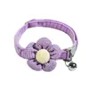 Collar de flor tejida para mascotas, collar con cascabel para gatos, collar de cuello de felpa suave y lindo para gatos, collar decorativo para perros pequeños