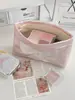 Bolsa de Cosméticos con Lazo Perlado Rosa Transfronterizo Linda Femenina Alta Calidad Gran Capacidad Bordada Satén de Seda Bolsa de Almacenamiento