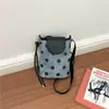 Bolsa de ombro transversal estilosa e fofa estilo coreano 2026 verão nova poá personalizada simples para celular feminina