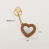 Espejo de Maquillaje Portátil con Forma de Corazón de Cuero Llavero Espejo Mini Colgante para Bolso Multicolor Venta al por Mayor de Fábrica en Stock