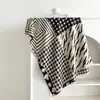 Nuevo bufanda corta de doble cara con flecos estilo coreano de pata de gallo, cachemira sintética, para mujer, calentador de cuello cálido, chal de aire acondicionado de longitud media