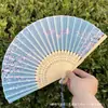 Leque Dobrável Estilo Antigo Transfronteiriço para o Verão, Estilo Chinês, Hanfu, Cheongsam, Leque Pequeno Dobrável de Bambu Portátil para Mulheres