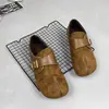 Fivela Retrô Cabedal de Couro Sapatos Birkenstock Femininos 2026 Primavera Nova Moda Versátil Camurça Solado Grosso Sapatos Preguiçosos Sapatos de Pão