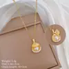 [Aço Titânio] Colar de Concha de Pérola em Camadas Duplas com Design Luxuoso e Elegante, Totalmente Adornado com Diamantes, Corrente Versátil para Clavícula para Mulheres, Corrente de Aço Titânio