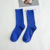 Outono Novo Meias Slouch Femininas Cor Sólida Estilo Japonês Ins Trendy Desodorante Antibacteriano Meias de Cano Médio Atacado