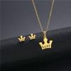 Collar y pendientes de acero inoxidable sencillos con personalidad de libélula y nueva flor transfronteriza europea y americana, traje de cadena de clavícula, joyería