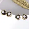 Brincos Elegantes de Camélia com Pérolas Naturais, Brincos de Luxo Leve e de Alta Qualidade, Brincos Modernos e Versáteis com Pino de Prata 925 para Mulheres