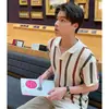 Camisa Polo Tricô Manga Curta para Homem com Gola Polo, Decote V, Listrada, Estilo Old Money, Design Vazado, Verão, Atacado de Fábrica Transfronteiriço