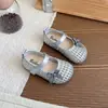 Colección Primavera 2026 Zapatos de Malla Tejida Hueca Transpirables para Bebé de Punta Cerrada Zapatos de Playa Sandalias Casuales Versátiles de Suela Suave Cómodos