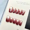 Armadura de Año NuevoElegante y Atmosférico Vidrio Transparente Granate Rojo Perla de Vidrio Ojo de Gato Uñas Artísticas Hechas a Mano Uñas Portátiles Venta al por Mayor