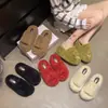 Pantuflas de exterior para mujer 2026 otoño e invierno nueva moda, de plataforma de tacón alto con suela gruesa estilo Birkenstock peludas para alargar las piernas para mujer