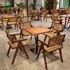 Restaurante Ocidental do Sudeste Asiático Sofá de Canto de Parede Comercial Mesas e Cadeiras para Casa de Chá Restaurante de Chá Combinação de Mesa e Cadeira de Madeira Maciça e Rattan