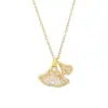 Collar de Cadena para Clavícula Hoja de Ginkgo Completa de Diamantes Plata Gama Alta para Mujer Diseño Corto Popular Versátil Colgante Elegante