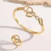 Pulsera de anillo de cerdo de lujo ligero de alta calidad, juego de anillos entrelazados, diseño simple, sentido de diseño, pulsera, regalo para mejor amigo, versátil