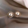 Brincos de Pérola em Prata S925 para Mulheres, Luxo Leve, High-End, Nicho, Populares, Brincos Versáteis, Joia de Orelha Única e Bonita, Brincos