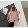 Bolsa Balde Casual Retrô Exquisita de Mão para Mulheres 2025 Nova Bolsa de Ombro Transversal da Moda Transfronteiriça Bolsa Feminina Estilo Coreano Que Combina com Tudo