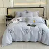 Suave juego de ropa de cama de lujo con estampado floral rosa, tela cepillada de doble cara engrosada, fresco y dulce, adecuado para todas las estaciones en el dormitorio