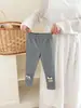 Leggings fofas e grossas, elásticas para primavera e outono, outer de algodão grosso, design de coelho de desenho animado, leggings infantis
