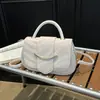 2026 Verano Nuevo de Moda Alto Estilo Versátil Moderno Simple Texturizado Bolso de Hombro Cruzado Bolso Cuadrado Pequeño para Ventas Transfronterizas