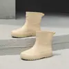 Zapatos de lluvia de moda de caña corta transfronterizos para mujer, para usar en exteriores, zapatos de agua Joker, suela blanda, botas cómodas, antideslizantes, zapatos de goma para cocina, Dama