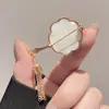 Broche de Flor de Osmanthus de Nácar Estilo Antiguo, Lujo Accesible, Ramillete Femenino de Alta Gama, Broche de Borla, Cheongsam, Decoración de Abanico