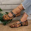 Zapatos de mujer de talla grande con estampado de leopardo y hebilla, nuevos de primavera y otoño, comercio exterior, moda europea y americana, versátiles, ligeros, venta al por mayor