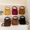 Bolso Tejido Retro Transfronterizo Bolso Tote Pequeño para Mujer 2026 Nuevo Bolso Cubo de Nicho Bolso Cruzado Simple de un Solo Hombro