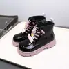 2025 Inverno Duplo Algodão Pelúcia Curta Sapatos Infantis Estilo Coreano Botas de Couro para Meninas Botas Curtas Infantis Botas de Cano Médio 5191