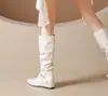 Hebilla de cinturón de moda, botas de otoño con punta fina, versátiles con tacón de bloque, nuevas botas altas largas estilo europeo y americano 2026 para mujer con aumento de altura interior