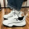 2026 Nuevas Zapatillas Blancas de Estilo Coreano con Bloques de Color Retro para Mujer con Cordones y Suela Gruesa para Aumentar la Altura, Zapatos Deportivos de Moda Tendencia