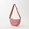 Bolsa transversal feminina estilo urbano simples, bolsa de nylon estilo dumpling Xiaohongshu, bolsa de ombro para estudantes, bolsa de tecido, fornecimento direto da fábrica