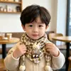Cachecol para Bebê Outono/Inverno Novo Estilo Padrão Coração de Diamante Cachecol Triângulo de Camada Dupla para Meninos e Meninas, à Prova de Vento e Quente, Versão Coreana