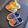Pantuflas de Algodón para Niños Invierno 2025 Nuevo Estilo Dinosaurio para Niños Interior Hogar Niñas Bebé Niños Antideslizantes Zapatos de Algodón para Padres e Hijos