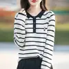 Suéter de Punto para Mujer Estilo Nuevo 2026 con Cuello Campana, Bordado en Color de Contraste, Efecto Adelgazante, Ajuste Holgado Elegante, Top para Primavera y Otoño, Suéter para Otoño e Invierno