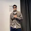 Cárdigan Casual Retro Americano Tejido para Hombre 2025 Otoño e Invierno Nuevo Estilo Estilo Perezoso Chaqueta de Punto de Color Sólido para Hombre
