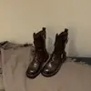 Zapatos para Mujer con Textura de Grano Manual, Nuevos 2025 Botas de Tobillo para Motocicleta con Hebilla y Textura de Cera de Aceite, Botas Pesadas para Montar
