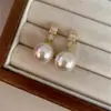 Pendientes de Perla Elegantes de Nicho para Mujer Lujo Ligero Versátiles Tachuelas de Oreja de Gama Alta Nuevas Explosiones Tachuelas de Diamante para Mujer Tachuelas de Oreja de Gama Alta