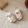 Sandalias Dulces de Lunares con Moño para Niñas 2026 Verano Nuevas Sandalias Casuales de Moda para Niños Antideslizantes de Punta Cerrada