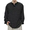 Camisa básica de manga larga a rayas, holgada, de cuello Henley para hombre, de alta gama, a la moda, moderna, de nicho y elegante para otoño