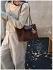 Bolso tote transfronterizo minimalista con estampado de dragón y correa larga para el hombro, edición de aniversario, diseño de patchwork, estilo de nicho, bolso de mano y bolso de hombro versátil