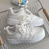 Zapatillas de Suela Gruesa para Mujer 2025 Nuevas Primavera y Otoño Zapatos Blancos para Mujer Versátiles de Nicho Deportivos y de Ocio Zapatos de Pan para Mujer