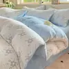 Conjunto de Quatro Peças para Cama em Veludo Leite Esculpido Estilo Retrô Grau A Materno e Infantil Capa de Edredom Lençol de Cama Solteiro Casal