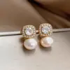 Pendientes Cuadrados de Circonita y Perla, Simples y Elegantes, Diseño Elegante para el Trabajo, Pendientes de Nicho con un Toque de Lujo Ligero y de Alta Gama