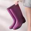 Botas de lluvia de algodón de nuevo estilo hasta la mitad de la pantorrilla, antideslizantes, forradas de felpa, cubrezapatos impermeables, cubrezapatos de goma, botas de agua para mujeres, adultos, uso en la cocina y calidez