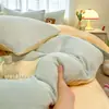 Juego de cuatro piezas de terciopelo de leche engrosado de invierno transfronterizo, sábana de cama de terciopelo coral de doble cara, funda de edredón individual, juego de tres piezas de vellón de franela