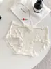 Nova calcinha estilo máscara triângulo sem costura para meninas, cintura média com renda, fina, respirável para o verão, forro de algodão puro antibacteriano, calcinha fofa