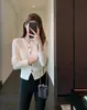 Más de 2000 en el contador: un cárdigan de punto elegante y cómodo que crea un efecto adelgazante, perfecto para mujeres, nueva colección otoño/invierno 2026, H090420