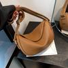Bolsa de Ombro Caída Quente Comércio Exterior Moda Versátil Grande Capacidade Bolsa de Axila Feminina Simples Textura de Alto Padrão Bolsa Transversal Bolinho