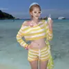 Conjunto Casual de Vacaciones de Cuatro Piezas con Ropa Exterior a Rayas de Manga Larga Dulce y Femenina 2026