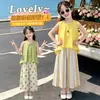 Conjunto Dopamina para Meninas 2026 Verão Novo Colete Sem Mangas Infantil Calça Wide Leg Listrada Estilosa Conjunto de Duas Peças Tendência